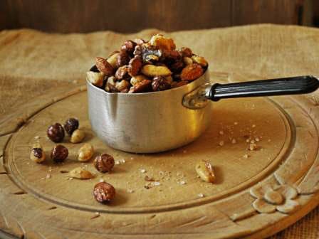 Honey Roast Nuts with Sea Salt - The Hedgecombers