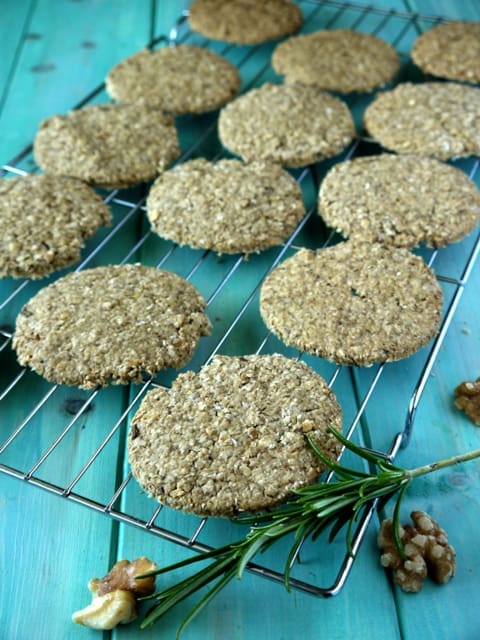 walnut and rosemary oat cakes lw