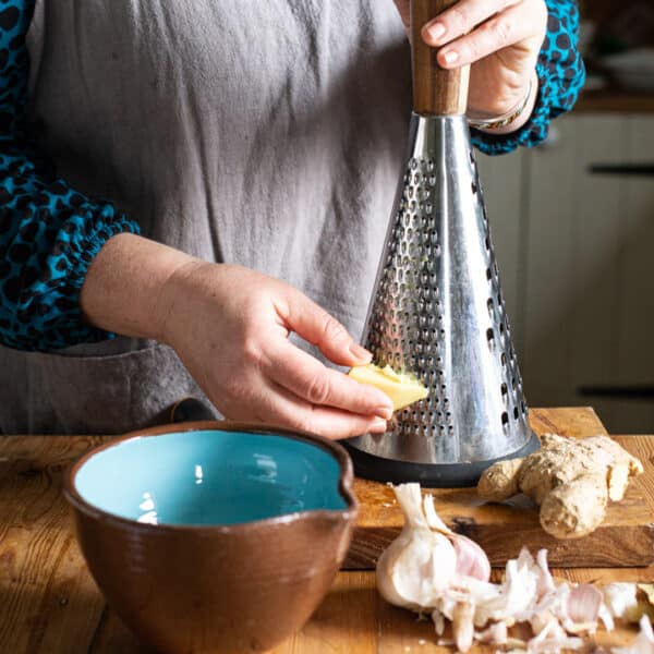 Sticky Balsamic Glazed Chicken Drumsticks The