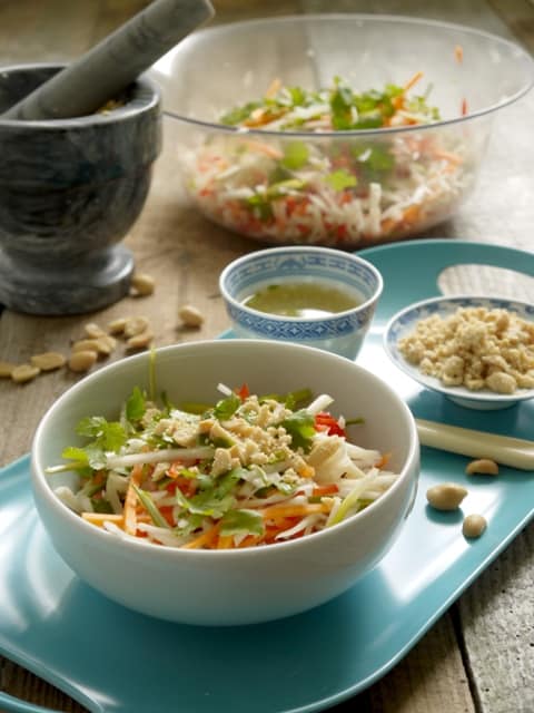 Viral Crunchy Thai Peanut Salad