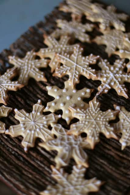 Gluten Free Snowflake Cookies | The Hedgecombers