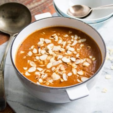 Red Pepper and Sundried Tomato Soup | The Hedgecombers
