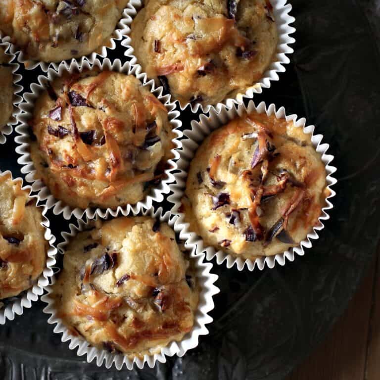 Cheese and Red Onion Muffins an easy and frugal snack! The