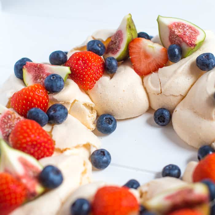 Meringue Wreath with fresh berries and figs