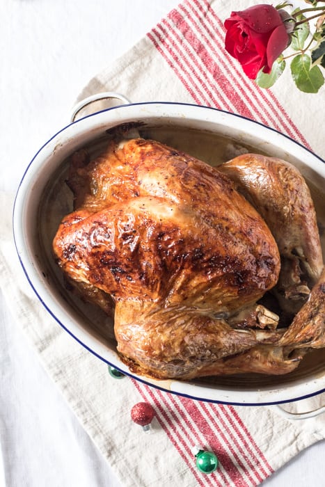 How to cook a roast turkey a roast turkey in a roasting pan